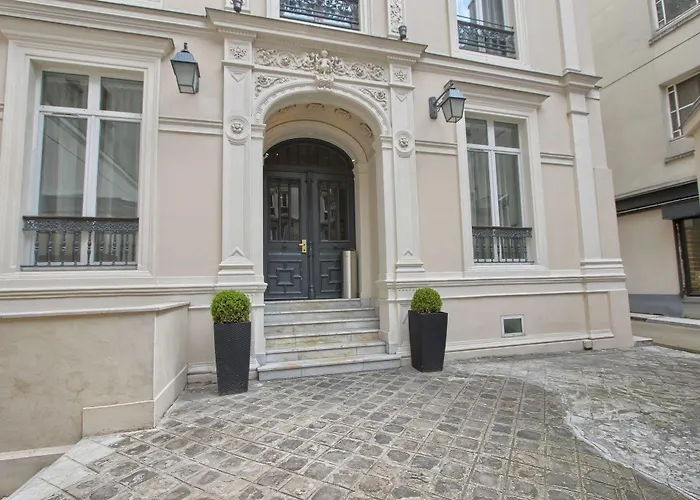 Timhotel Opéra Blanche Fontaine Parigi