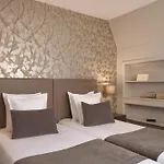 Hotel Timhotel Opera Blanche Fontaine Paris