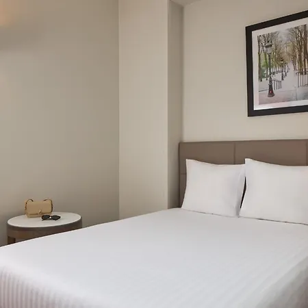 Timhotel Opera Blanche Fontaine Hotel Paris