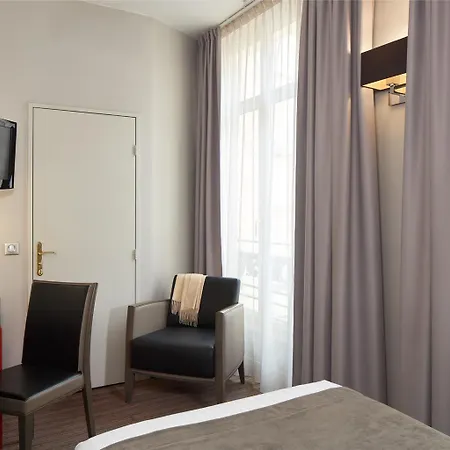 Hotel Timhotel Opéra Blanche Fontaine Paris