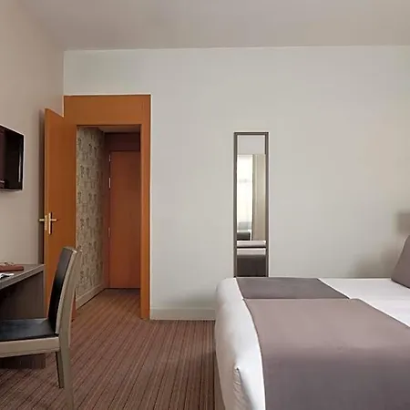 מלון Timhotel Opera Blanche Fontaine