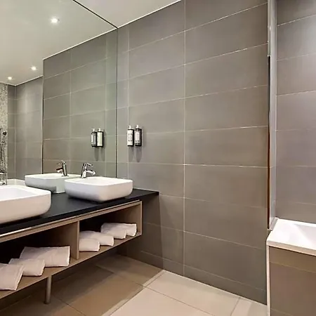 מלון Timhotel Opera Blanche Fontaine