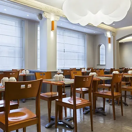 Timhotel Opera Blanche Fontaine Hotel 4*