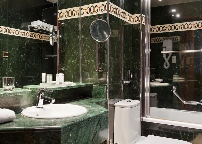 Timhotel Opéra Blanche Fontaine Hotel