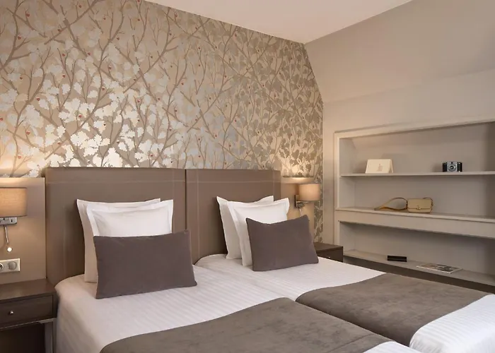 Hotel Timhotel Opéra Blanche Fontaine Paris