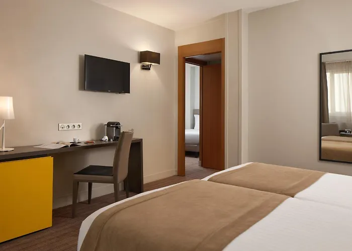 Timhotel Opéra Blanche Fontaine