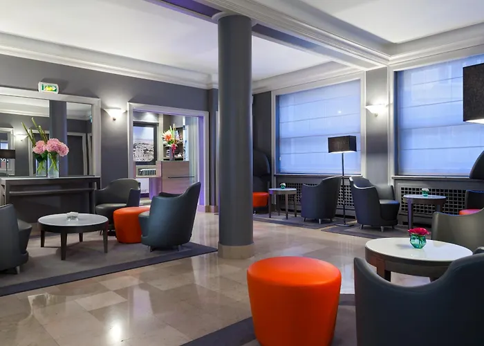 Hotel Timhotel Opéra Blanche Fontaine 4*