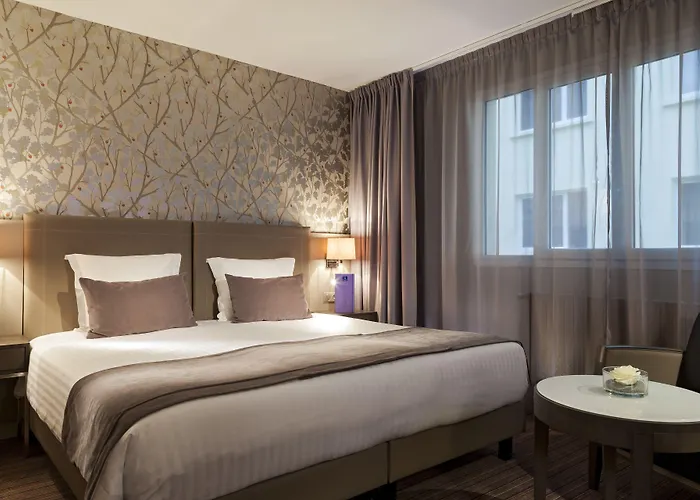 Hotel Timhotel Opéra Blanche Fontaine Paris