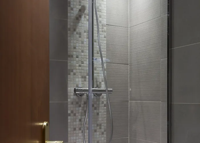 Timhotel Opéra Blanche Fontaine 4*