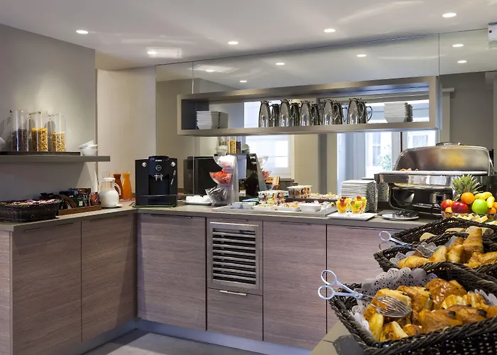 Hotel Timhotel Opéra Blanche Fontaine Paris