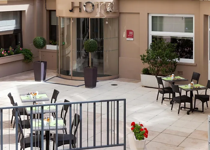 Hotel Timhotel Opéra Blanche Fontaine Paris