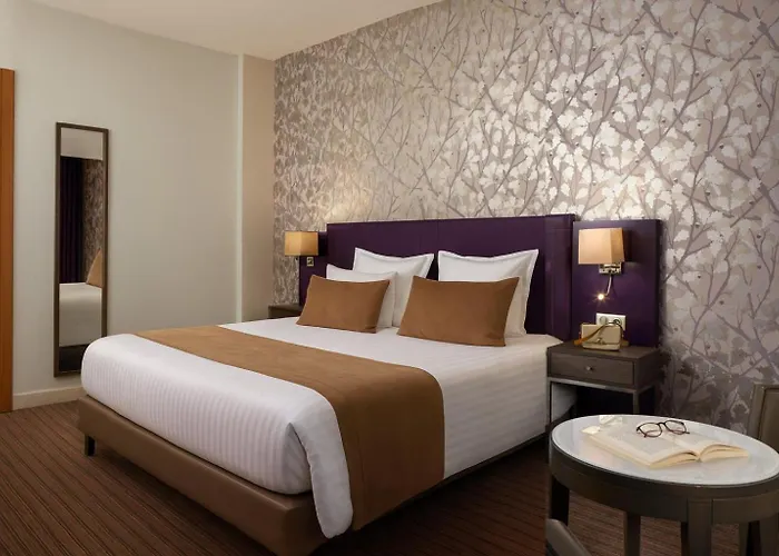 Timhotel Opéra Blanche Fontaine 4*