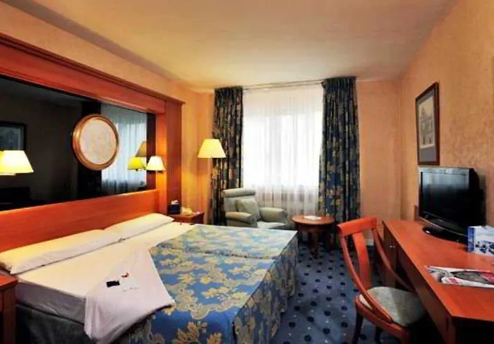 Hotel Timhotel Opéra Blanche Fontaine