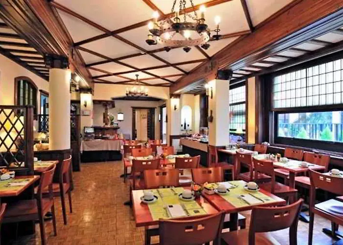 Timhotel Opéra Blanche Fontaine Hotel